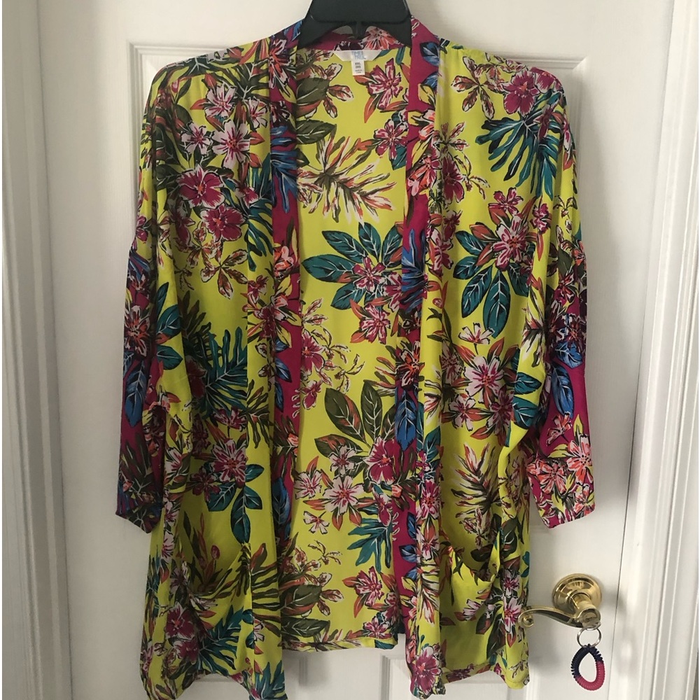 Kimono in vibrant colors